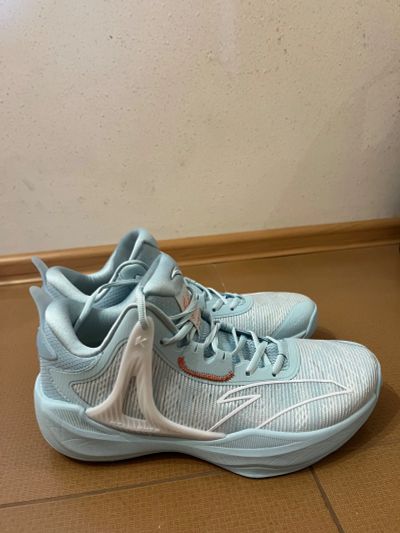 Лот: 20567356. Фото: 1. Баскетбольные кроссовки Anta Light... Кеды, кроссовки, слипоны