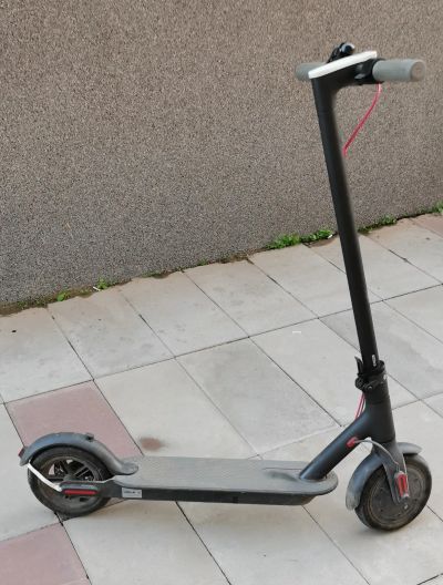 Лот: 23294287. Фото: 1. Электросамокат Xiaomi Mi Electric... Электросамокаты, гироскутеры, сигвеи