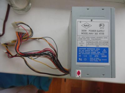 Лот: 6055510. Фото: 1. Старенький блок на 300w. Корпуса, блоки питания