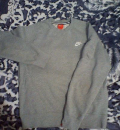 Лот: 6653190. Фото: 1. Тёплая толстовка Nike. Свитеры, толстовки, худи