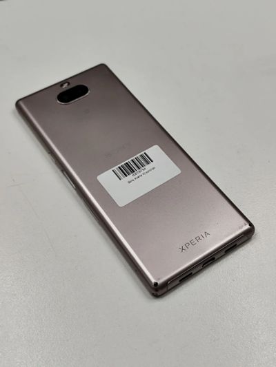 Лот: 25510099. Фото: 1. телефон Sony Xperia 10 золотой. Смартфоны