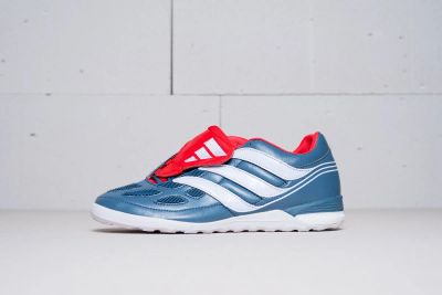 Лот: 11617700. Фото: 1. Футбольная обувь Adidas Predator... Кеды, кроссовки, слипоны