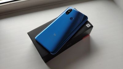 Лот: 17550587. Фото: 1. Xiaomi Mi 8 Blue, 6/128gb, полный... Смартфоны