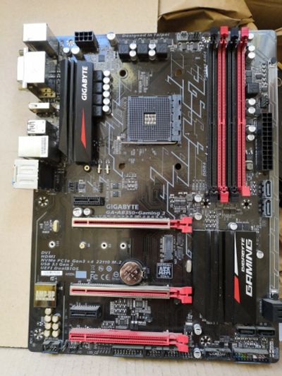 Лот: 14305672. Фото: 1. Материнская плата gigabyte ga-ab350... Материнские платы