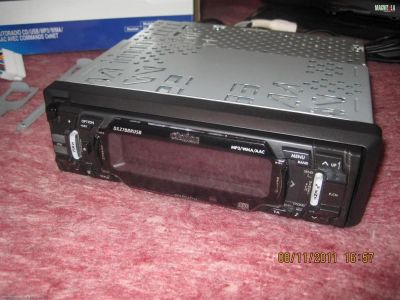 Лот: 3530804. Фото: 1. Clarion DXZ778R USB.Обмен...можно... Автомагнитолы