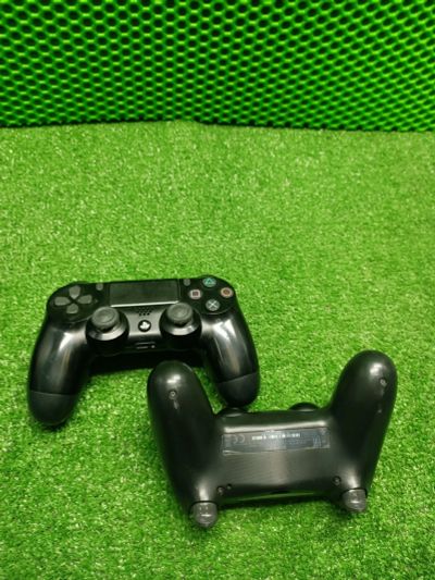 Лот: 23351366. Фото: 1. Джойстики от PS4 не заряжаются... Аксессуары для игровых приставок, консолей, геймпады