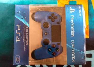 Лот: 6679462. Фото: 1. Джойстик PlayStation 4 (ps4) оригинальный... Аксессуары для игровых приставок, консолей, геймпады
