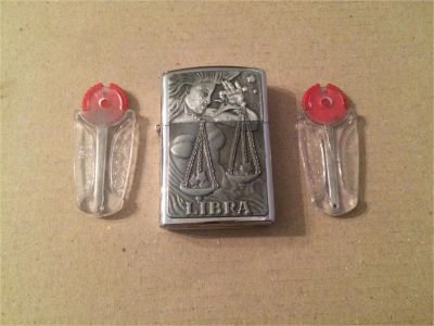Лот: 7995634. Фото: 1. Зажигалка Zippo "LIBRA". Зажигалки, спички, пепельницы