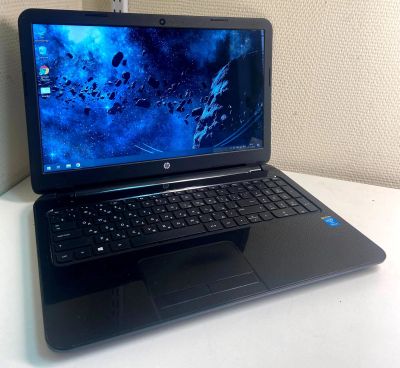 Лот: 16865897. Фото: 1. Ноутбук 15.6" HP 4 ядра 4gb 120gb... Ноутбуки
