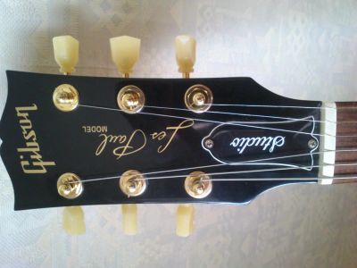 Лот: 4593874. Фото: 1. Gibson Les Paul Studio 2006. Гитары