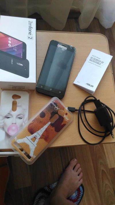 Лот: 7720073. Фото: 1. Asus ZenFone 2 ZE500CL. Смартфоны
