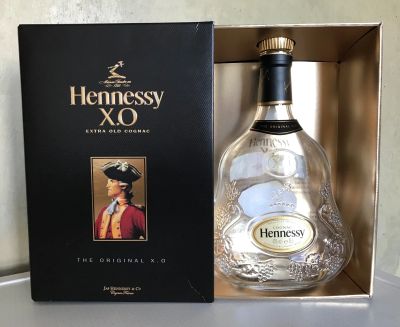 Лот: 15755995. Фото: 1. Коньячная бутылка Hennessy X.O... Бутылки, пробки, этикетки