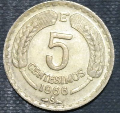 Лот: 12645969. Фото: 1. Экзотика с рубля (15966) Чили. Остальные страны