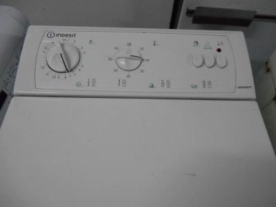 Лот: 12854979. Фото: 1. Стиральная машинка б/у indesit... Стиральные машины