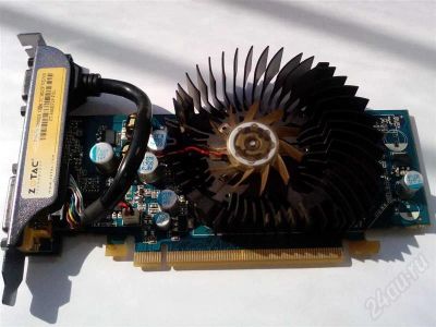 Лот: 391941. Фото: 1. PCI-E GeForce 8400 GS 128 Mb ZOTAC. Видеокарты