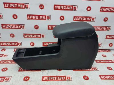 Лот: 20900289. Фото: 1. Подлокотник Subaru Forester SH5... Двигатель и элементы двигателя