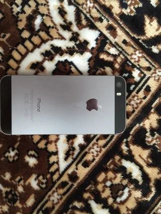 Лот: 6186639. Фото: 1. Iphone 5s. Смартфоны
