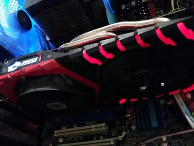 Лот: 16402188. Фото: 1. Видеокарта MSI AMD Radeon RX 470... Видеокарты