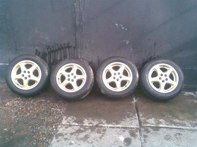 Лот: 1302526. Фото: 1. Диски subaru на 16, 5*100 с резиной... Диски