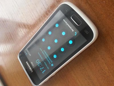 Лот: 3727384. Фото: 1. продам Samsung Galaxy W. Смартфоны