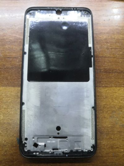 Лот: 17290985. Фото: 1. Рамка дисплея Xiaomi Redmi 7. Корпуса, клавиатуры, кнопки