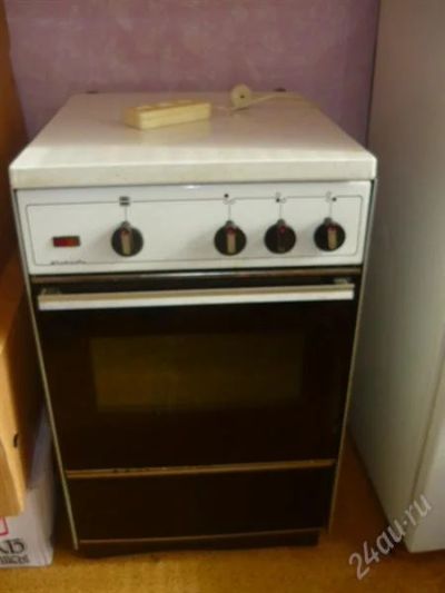 Лот: 1136538. Фото: 1. продам электроплиту с духовкой... Кухонная