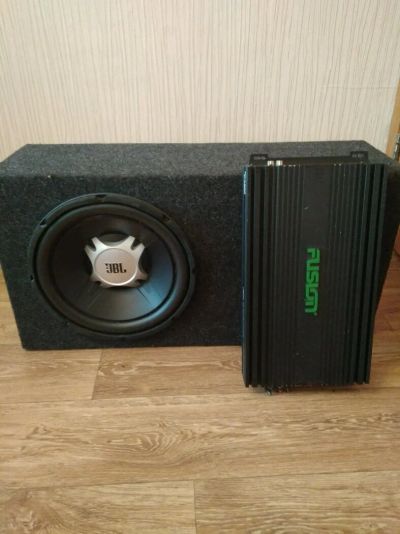 Лот: 12608818. Фото: 1. Сабвуфер JBL gt5-12 + усилок Fusion... Сабвуферы