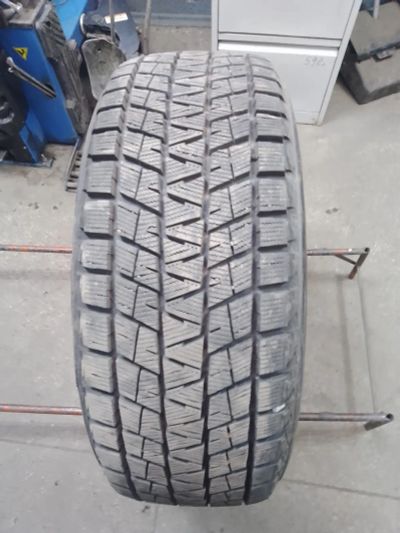 Лот: 24932688. Фото: 1. 1шт 275-55-20 Bridgestone Blizzak... Шины