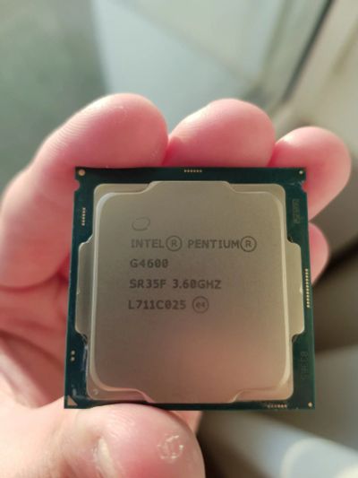 Лот: 13938921. Фото: 1. Процессор Intel Pentium G4600... Процессоры