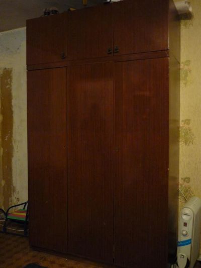 Лот: 3614024. Фото: 1. Шкаф трехстворчатый с антресолью. Шкафы, шкафы-купе