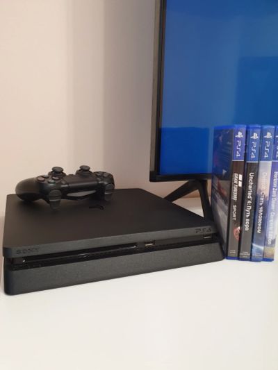 Лот: 18310895. Фото: 1. Sony PS4. Игровые приставки, консоли