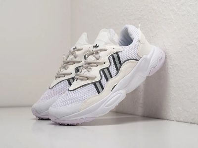 Лот: 24977805. Фото: 1. Кроссовки Adidas Ozweego. Кеды, кроссовки, слипоны