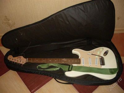 Лот: 4685390. Фото: 1. Электрогитара Fender Squier Stratocaster. Гитары