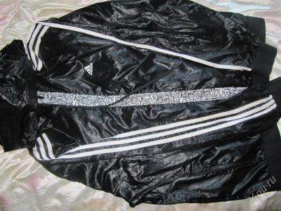 Лот: 1601256. Фото: 1. продам куртку Adidas. Верхняя одежда
