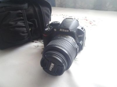 Лот: 8999001. Фото: 1. Nikon d3100 с объективом ( + сумка... Цифровые зеркальные