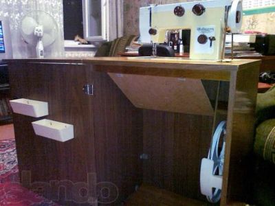 Лот: 3257667. Фото: 1. Швейная машинка Чайка 143. Швейная, вязальная