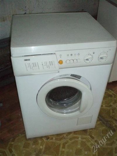 Лот: 2308805. Фото: 1. Стиральная машина Zanussi F 505... Стиральные машины