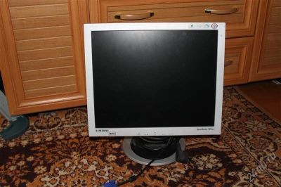 Лот: 2115218. Фото: 1. Samsung SyncMaster 720NA. ЖК-мониторы