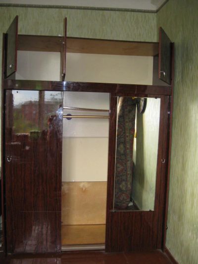 Лот: 9821020. Фото: 1. ШКАФ трехстворчатый с зеркалом... Шкафы, шкафы-купе