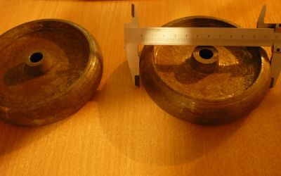Лот: 15667395. Фото: 1. Два железных колеса одним лотом. Расходные материалы, сменные насадки