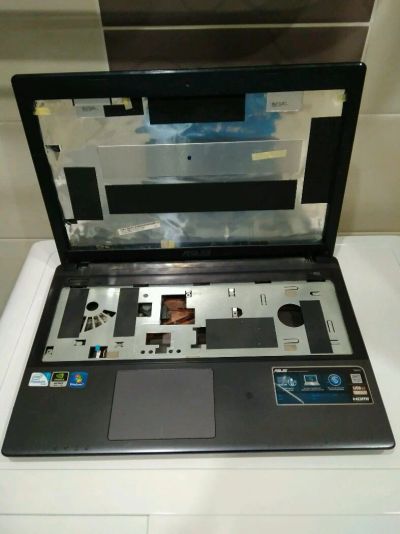 Лот: 11633224. Фото: 1. Корпус ноутбука asus x55vd деффект. Корпуса, блоки питания