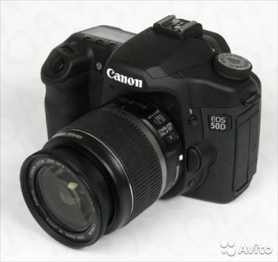 Лот: 11101821. Фото: 1. Canon 50d kit 18-55mm is + батблок... Цифровые зеркальные