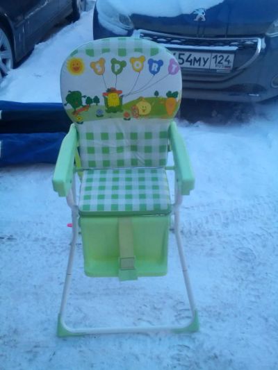 Лот: 7058978. Фото: 1. детский стульчик для кормления. Стульчики для кормления