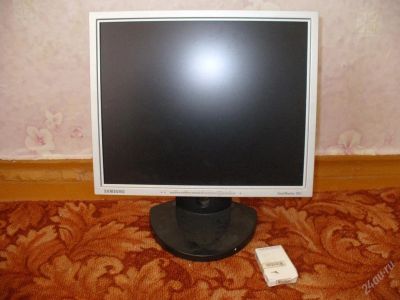 Лот: 103750. Фото: 1. Монитор Samsung SyncMaster 181Т. ЖК-мониторы