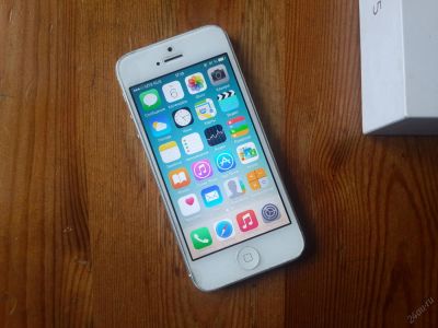 Лот: 5926006. Фото: 1. Apple iPhone 5 16Gb. С документами... Смартфоны