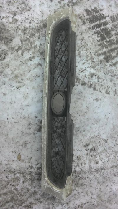 Лот: 9049921. Фото: 1. Subaru impreza gc - gf решетка... Кузов