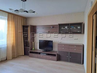 Лот: 20735175. Фото: 1. 1-комнатная квартира на ул. Алексеева... Квартиры, студии