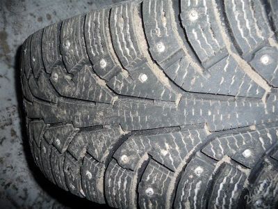 Лот: 2246016. Фото: 1. Зимние шины Nokian. Шины