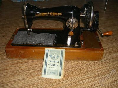 Лот: 667830. Фото: 1. машинка швейная. Другое (домашний быт)