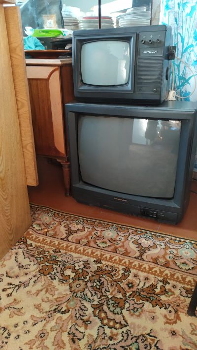 Лот: 25511734. Фото: 1. Телевизор. Телевизоры